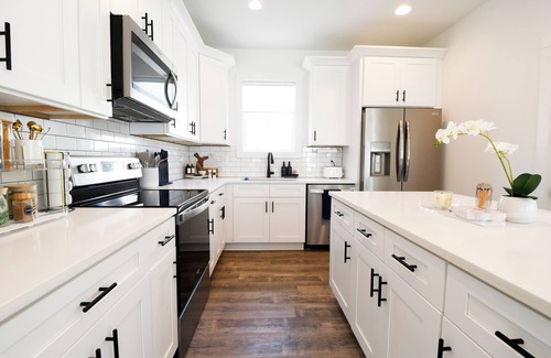 Auburn House | Nova's Nook in Beautiful Auburn!