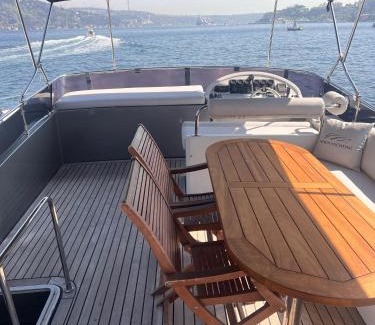 Bebek Boat Rental | Nova Yachting
