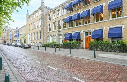 The Hague Center Apartment | novallure nassau residence