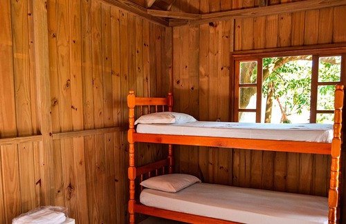 Praia do Rosa Ski Chalet | NOVO: Chalé perfeito com piscina em Imbituba/SC
