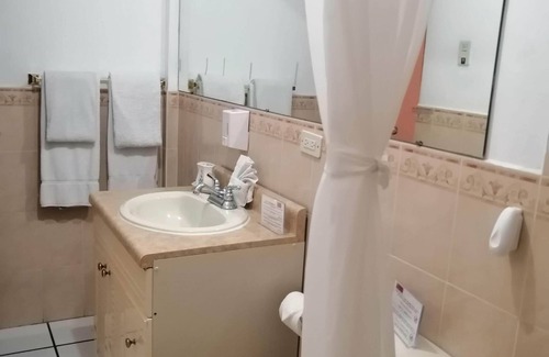 Zona 13 Bed & Breakfast | Novohostal B&B
