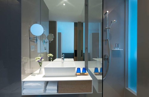 Nana Hotel | Novotel Bangkok Sukhumvit 4