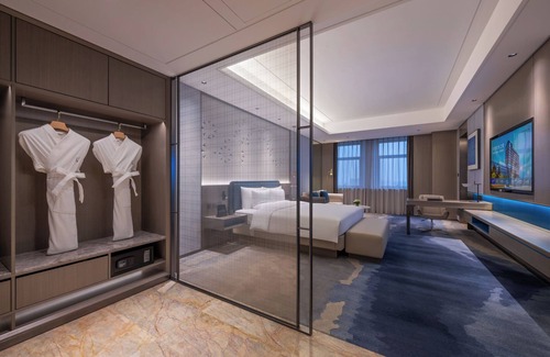 Kunshan Hotel | Novotel Kunshan Yangcheng Lake