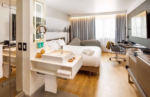Cathedrals Hotel | Novotel London Bridge