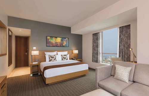 Gomti Nagar Hotel | Novotel Lucknow Gomti Nagar Hotel