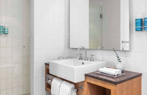 Perth Central Business District Hotel | Novotel Perth Langley