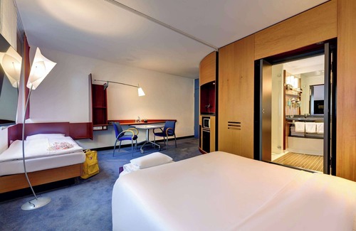 Alte Heide-Hirschau Hotel | Novotel Suites München Parkstadt Schwabing