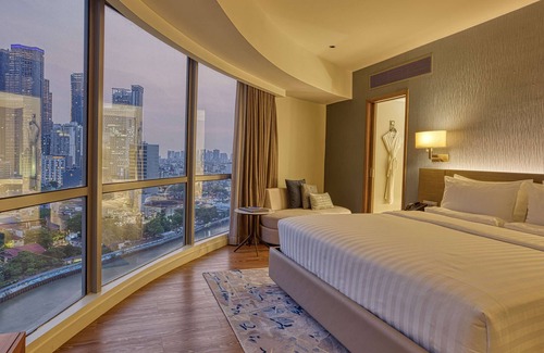 Makati Hotel | Novotel Suites Manila at Acqua