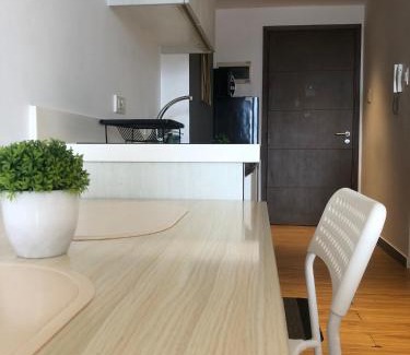 Mandaluyong Apartment | Novotel Twin Bed at Mandaluyong Near Makati FREE pool