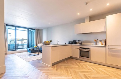 The Docks Apartment | NOVU Apartments Liverpool Waterfront