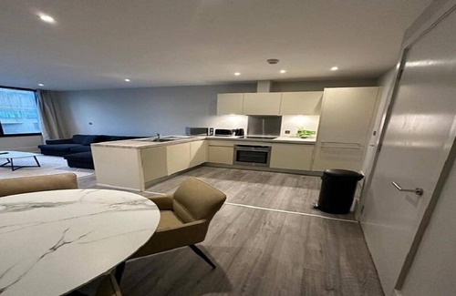The Docks Apartment | NOVU Apartments Liverpool Waterfront