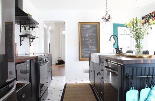Coalville House | Now Accepting Reservations! It's great to have our guests back!
