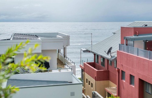 Yamba Apartment | Now and Then - Oceanstays