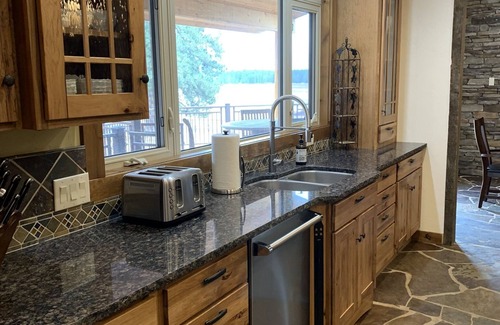 Columbia Falls House | NOW BOOKING FOR THE 2025 SUMMER SEASON!