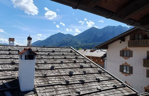 Wallgau Apartment | "Nr. 5" Apartment Karwendelblick, 1 bedroom, shower, WC - Sabine, house