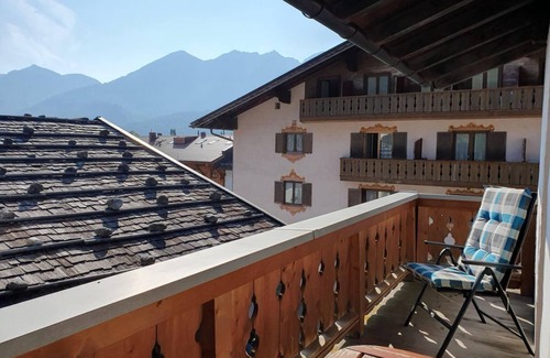 Wallgau Apartment | "Nr. 5" Apartment Karwendelblick, 1 bedroom, shower, WC - Sabine, house