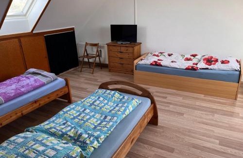 Fuldatal Apartment | NR 5 OG 3ZKB für Familien und Firmen