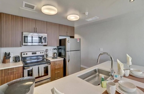 Woodbury Apartment | nr Downtown St Paul 1BR w/Resort Style amenities