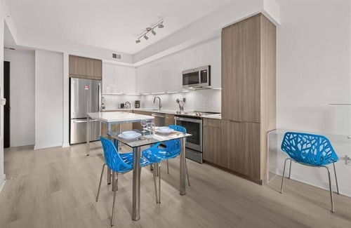 NoMa Hotel | nr Navy Yard 1BR w/Parking & Shopping Closeby | DC