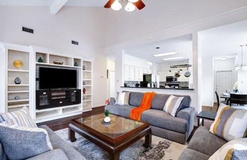 San Antonio House | Nr Sea World Games Wifi Bbq Yard Pet Ok