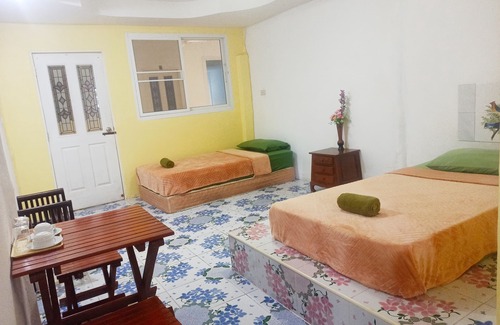 Mai Khao House | Nu Phuket Airport Residence