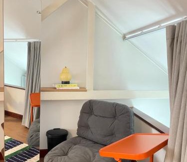 Chakkrawat House | Nueng Rana 113 Unique House in Chinatown 3BR 2BA