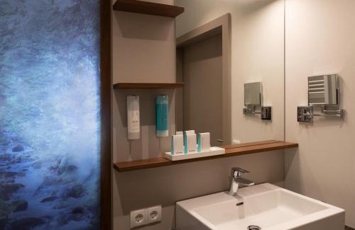 Senftenberg Bed & Breakfast | Nuhr Medical - Hotel & Restaurant - Ab 3 Nächtigungen von 04 Dezember 2025 bis 08 Dezember 2025 kostenlose 20 Minuten Massage-Halbpension inkludiert Minus 20 Prozent auf Kosmetikbehandlungen