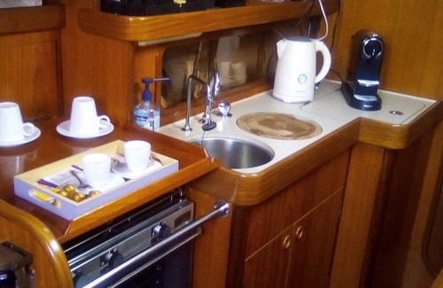 Normandy Boat Rental | Nuit Romantique SUR UN Beau Voilier