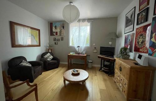 La Rochelle Apartment | Nuits océanes à La Rochelle avec parking privatif