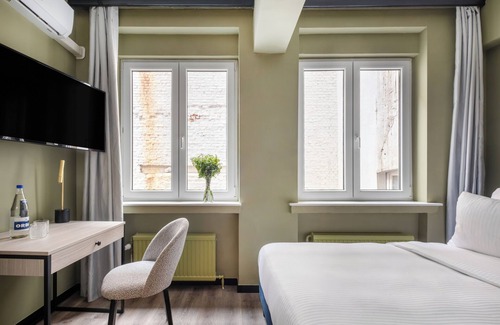 Ilot Sacre Apartment | numa | Scoop Rooms & Apartments