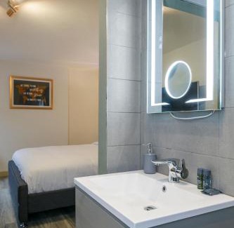 Queens Quarter Hotel | Number 11 by the Warren Collection