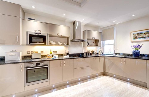 Dartmouth Cottage | Number 19