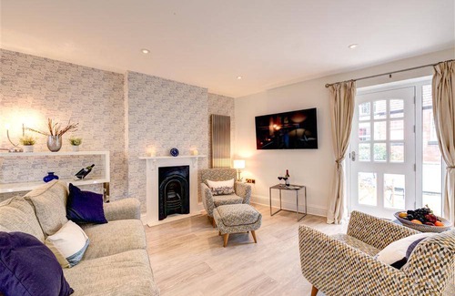 Dartmouth Cottage | Number 19