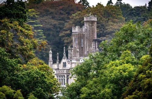 Newry Apartment | Number 9 Narrow Water Castle