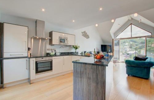 West Looe Apartment | Number One The Creekside
