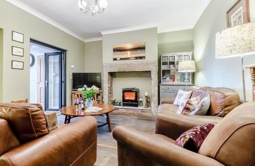 Amble House | Number Sixteen