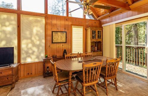 Bass Lake House | Nunes Cabin