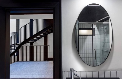 Greater Kailash Hotel | NUO By juSTa