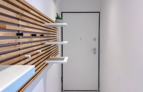 Varazze Apartment | NUOVO BILOCALE IN CENTRO CON TERRAZZO E POSTO AUTO