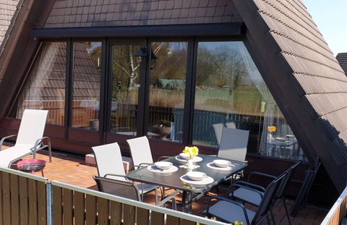Fedderwardersiel House | Nurdachhaus in Randlage mit Weitblick im Ferienpark Fedderwardersiel