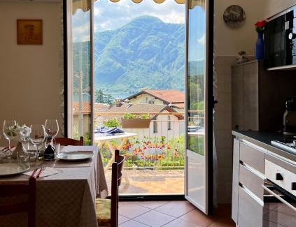 Mandello del Lario Apartment | Nuvola House