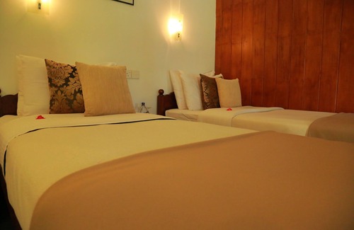 Nuwara Eliya Hotel | Nuwara Eliya Golf Club