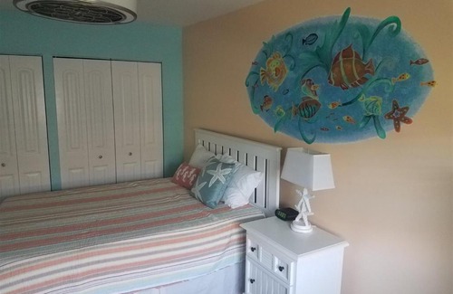 Anglesea Apartment | NW302 East Marina Court, Unit B2