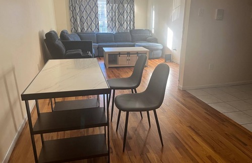 Newark Apartment | NWK 457 ROOM 112-B