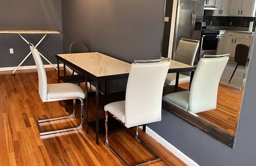 Newark Apartment | NWK 457 ROOM 213-F
