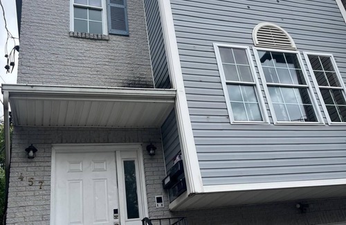 Newark Apartment | NWK 457 ROOM 213-F
