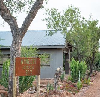 Hoedspruit House | Nyaleti Lodge
