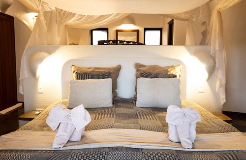 Maruleng Cabin | Nyati Safari Lodge