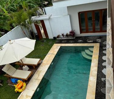 Kediri Bed & Breakfast | Nyoman House