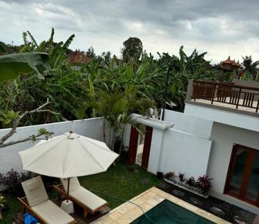 Kediri Bed & Breakfast | Nyoman House